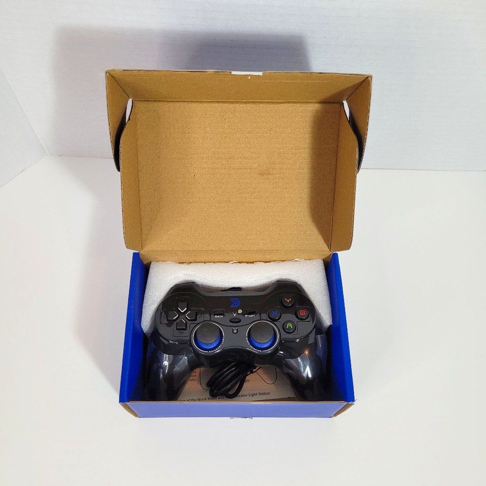 ZdTech Ifyoo V 108 Wired Gaming Usb controller New in Box